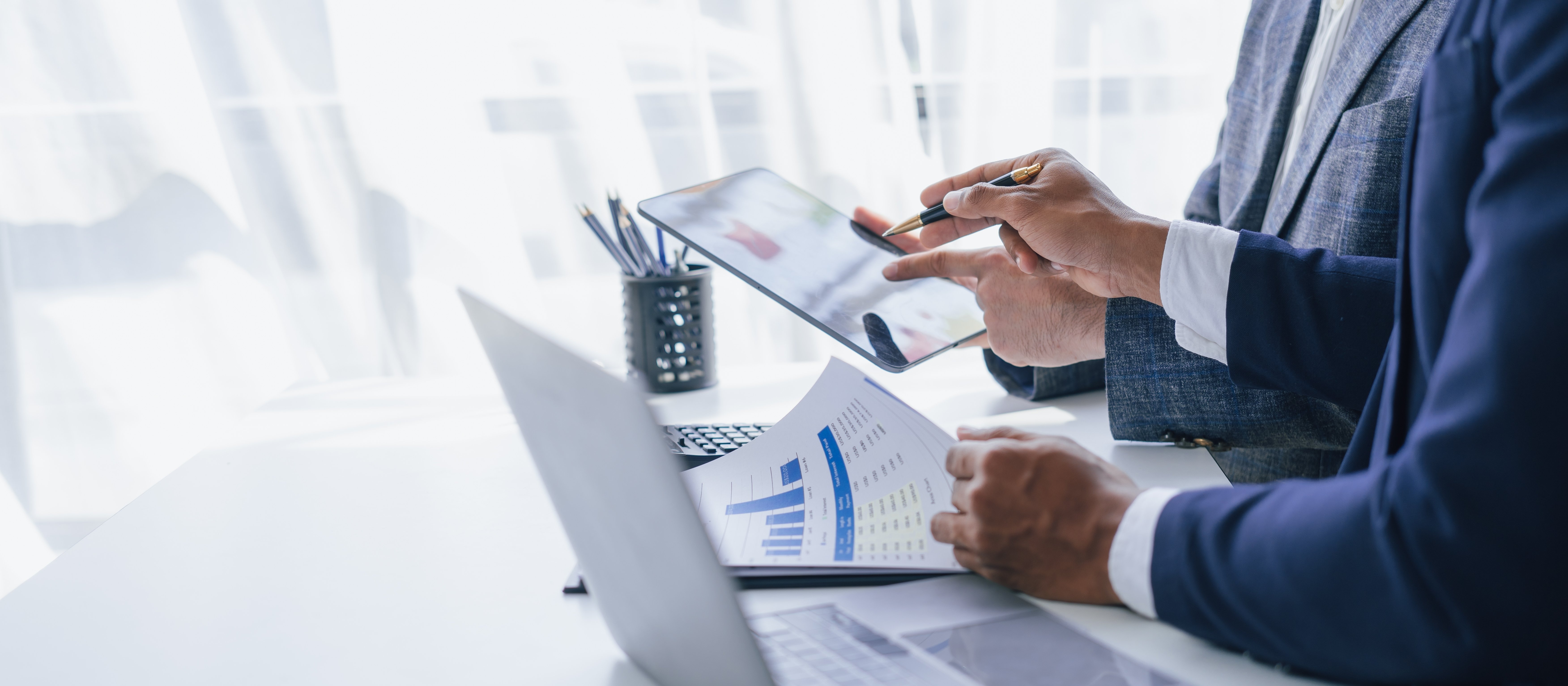 The Australian Lender’s Guide to Business vs Commercial Loan Origination